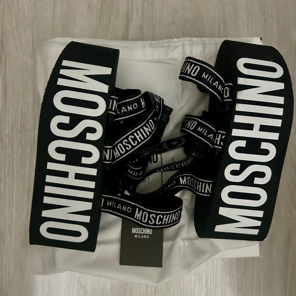 Moschino Black and White Logo Straps - Picture 3 of 5
